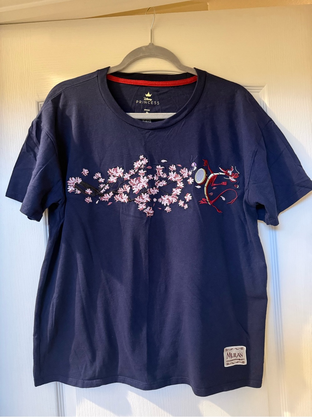 Boxlunch Disney Princess Mulan Navy Short-Sleeve embroidered tshirt